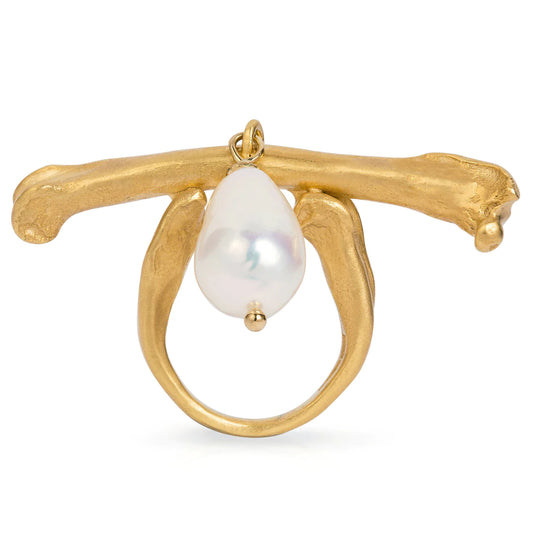 Claire English Nassau Ring Gold