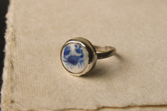 Eloise Rose Handmade Recycled 925 Silver & Porcelain Ring • Crab