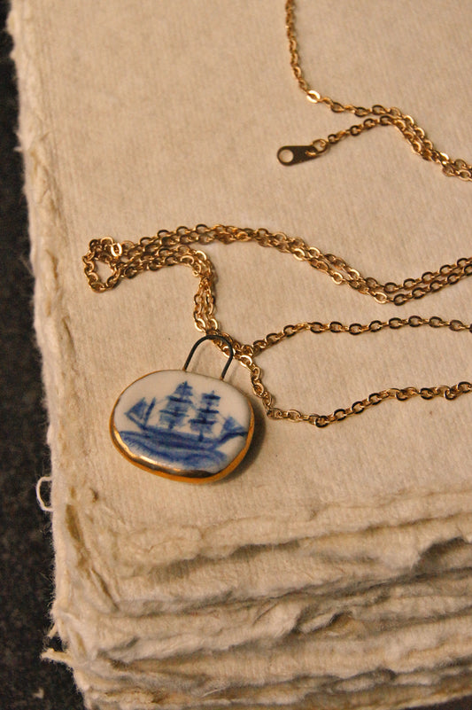 Eloise Rose Handmade 24k Gold Lustre & Porcelain Pendant Necklace  • Ship